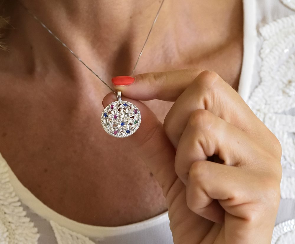 Collana donna collezione Encanto ENC09 indossata