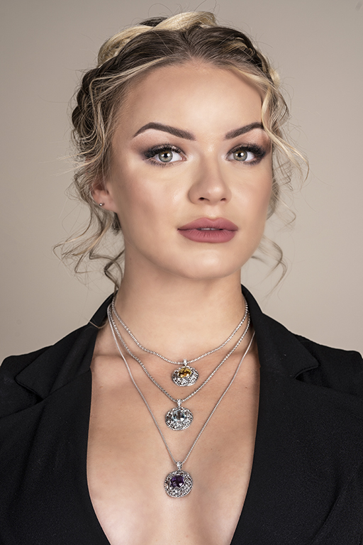 Collana Elg03 indossata