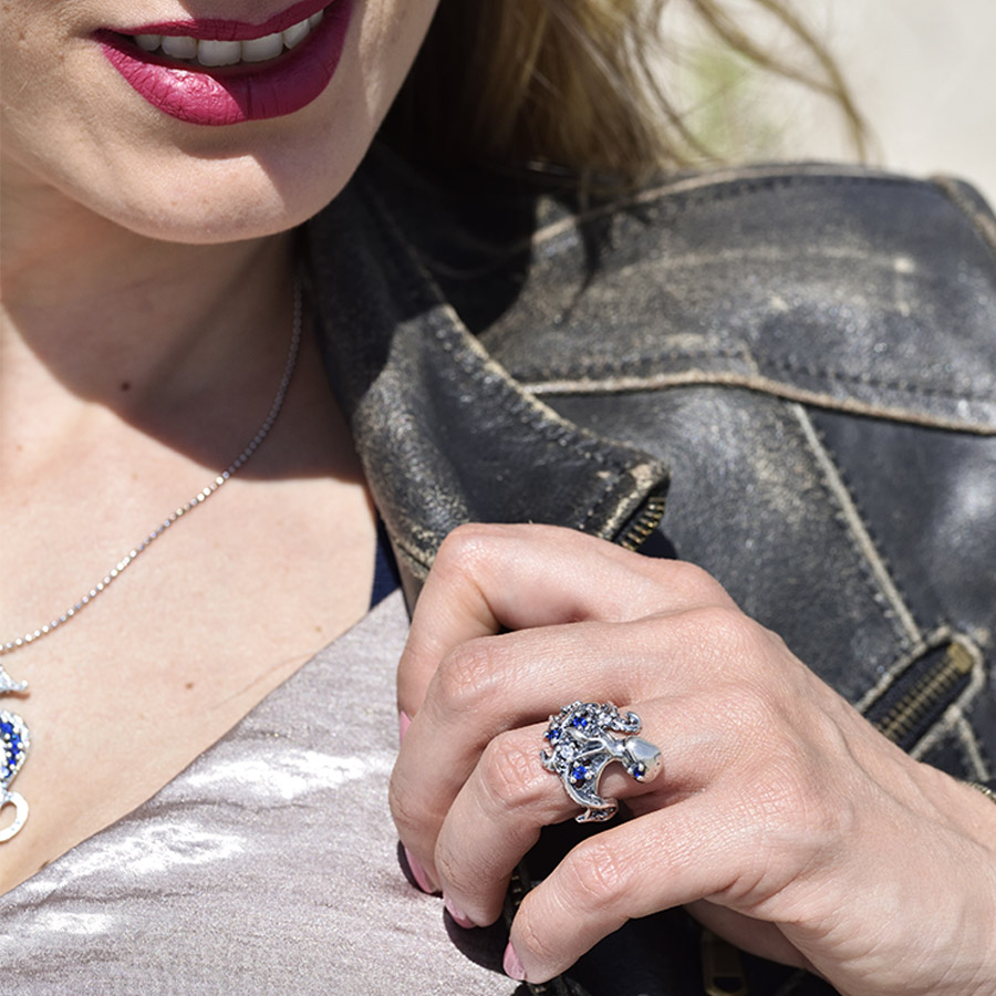 Anello donna collezione Mare AnMr40-B indossato