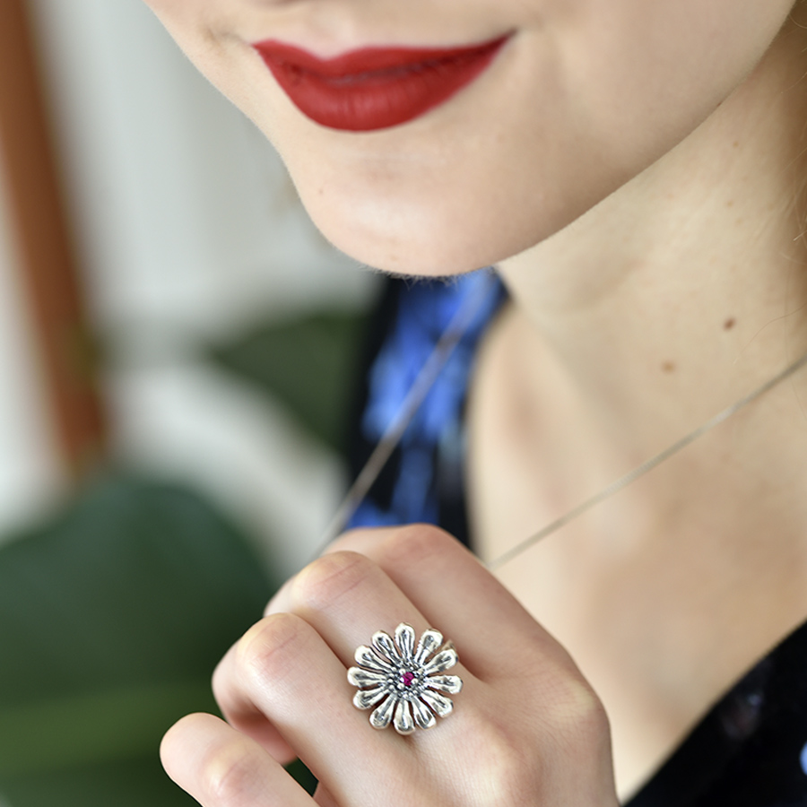 Alternative view of Anello Daisy AnDsy10