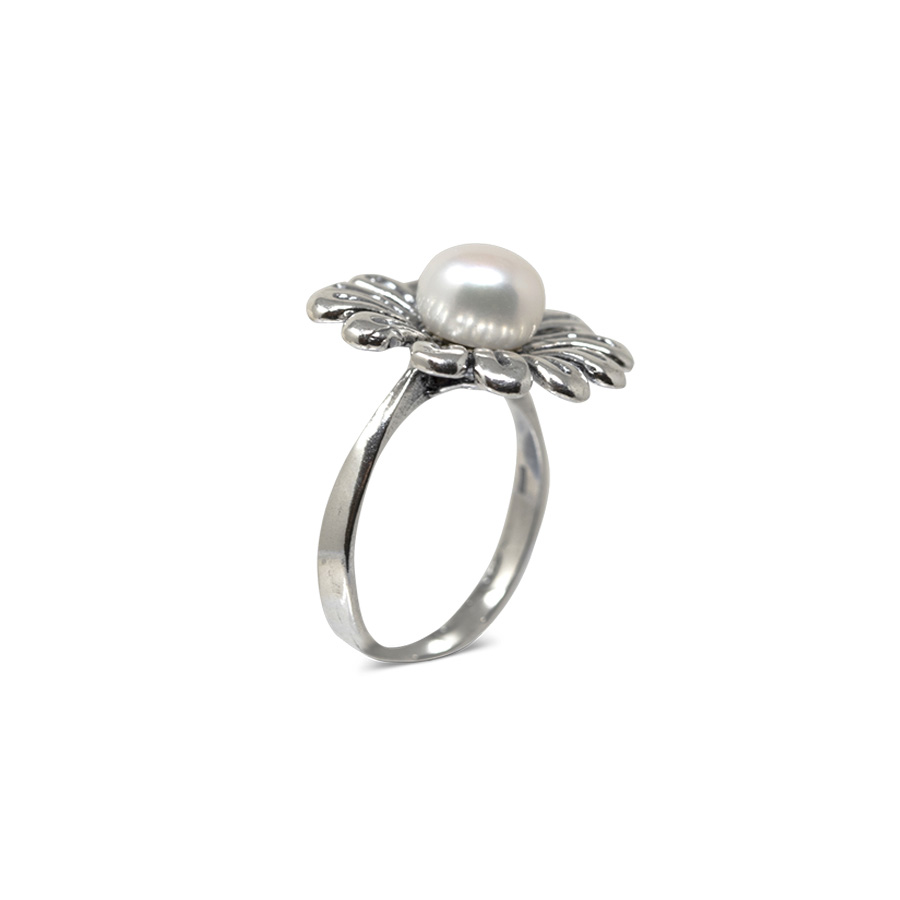 Alternative view of Anello Daisy AnDsy10-Perla