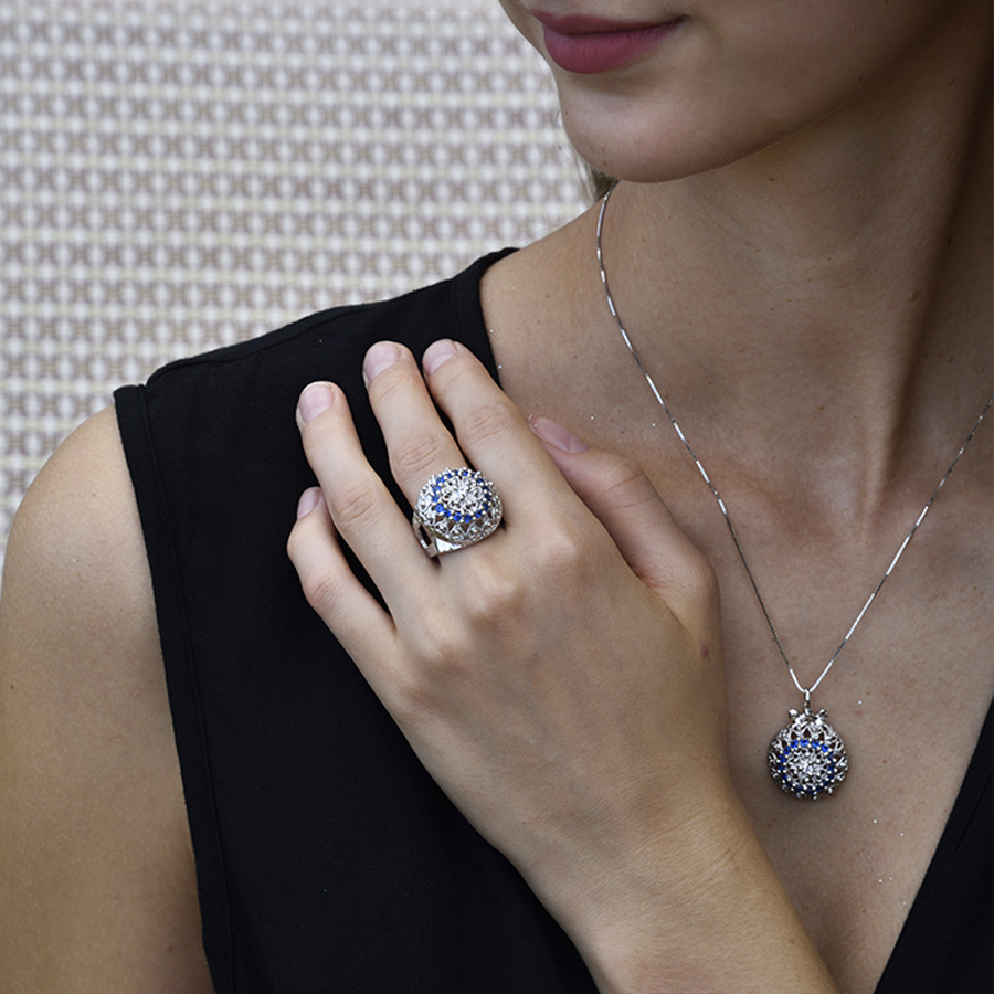 Alternative view of Collana Meteore Met02Arg-B